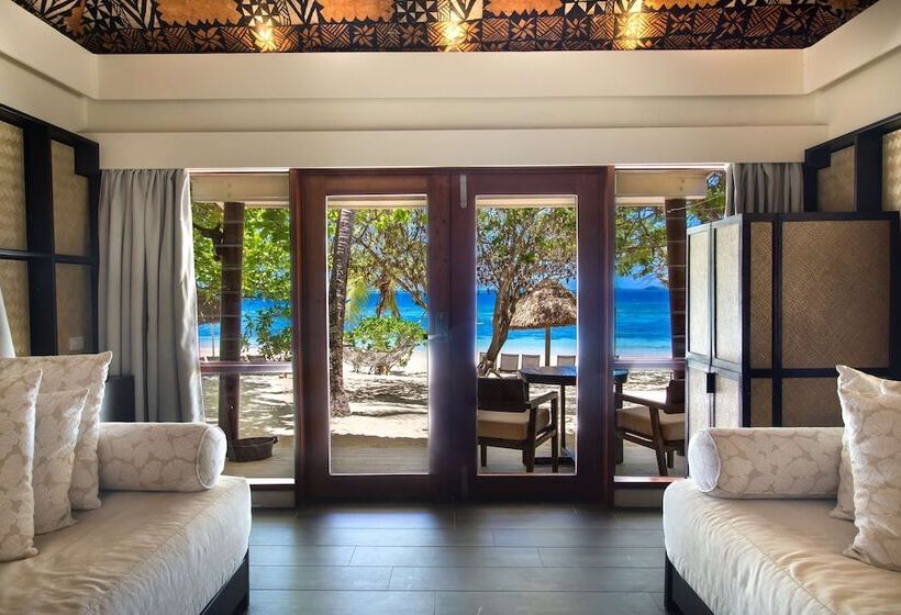 اتاق خانوادگی, Castaway Island, Fiji