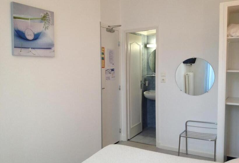 غرفة قياسية, Au Nouvel