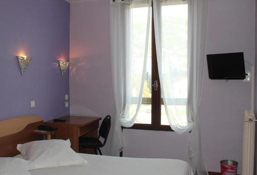 غرفة قياسية, Au Nouvel