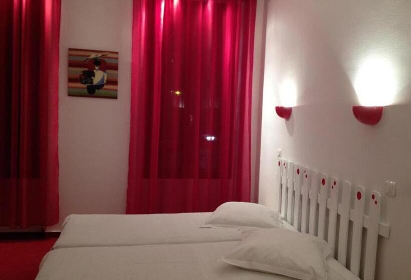 غرفة سوبيريور ذات إطلالة, Au Nouvel