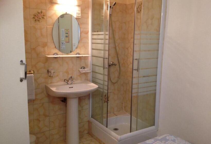 غرفة قياسية فردية, Au Nouvel