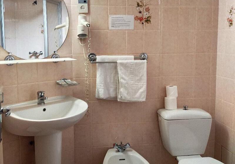 غرفة قياسية, Au Nouvel