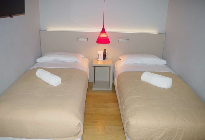 Семейный Номер, Best Western Hotel & Spa Le Schoenenbourg   Riquewihr   Proche Colmar
