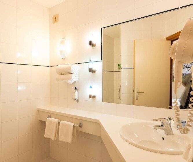 高级大房间, Best Western Hotel & Spa Le Schoenenbourg   Riquewihr   Proche Colmar