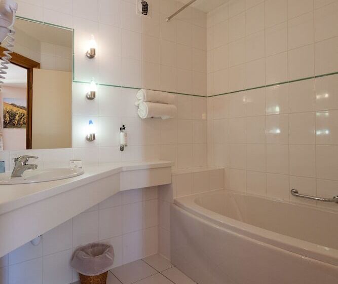 高级大房间, Best Western Hotel & Spa Le Schoenenbourg   Riquewihr   Proche Colmar