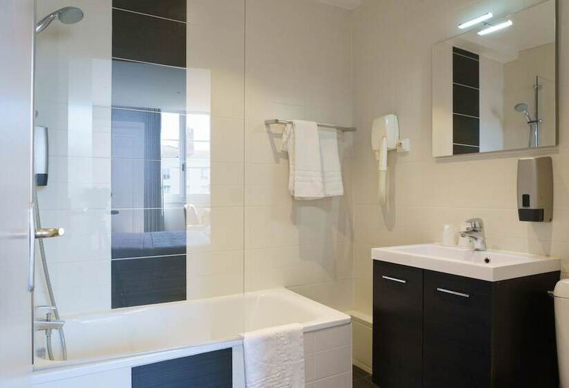 Номер Superior, Du Theatre