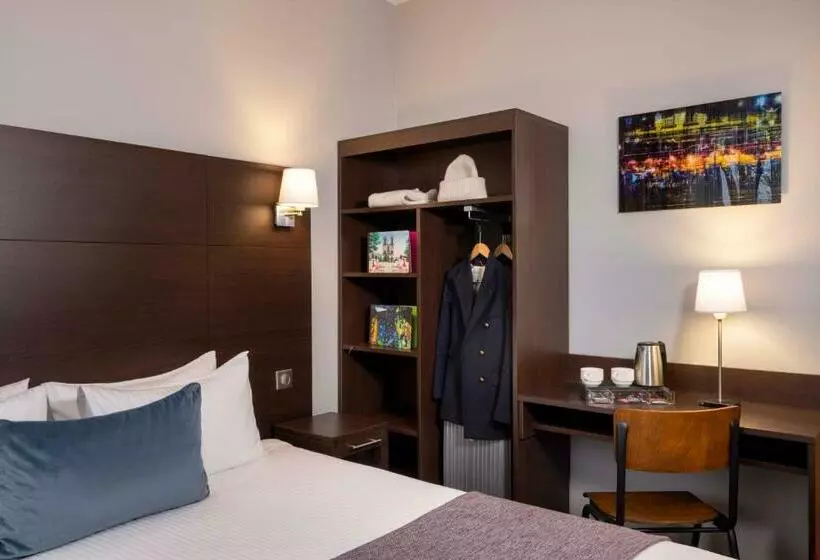 Classic Kamer, L Interlude