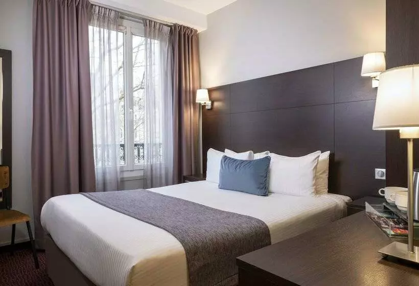 Classic Kamer, L Interlude