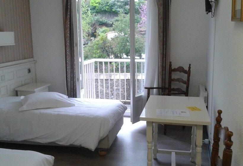 Номер Стандарт, Hôtel Le Palmarium