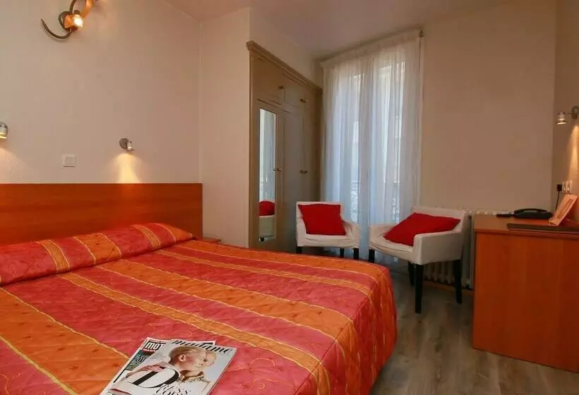 اتاق راحتی, Hôtel Panoramic