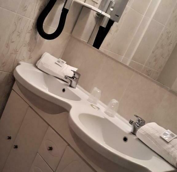 غرفة قياسية, Trianon