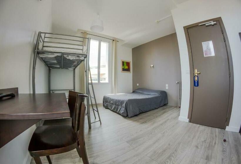 غرفة قياسية رباعية, Trianon