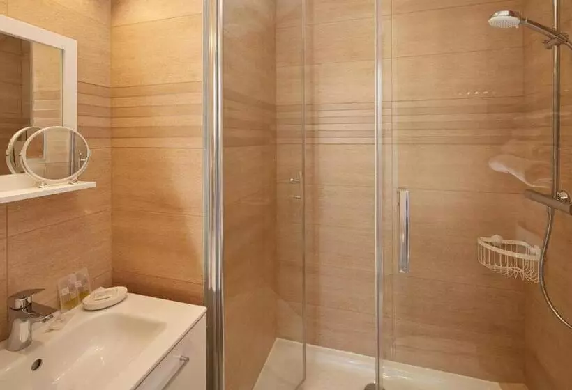 اتاق کلاسیک با چشمانداز باغ, Hôtel Villa Sorel Paris Boulogne