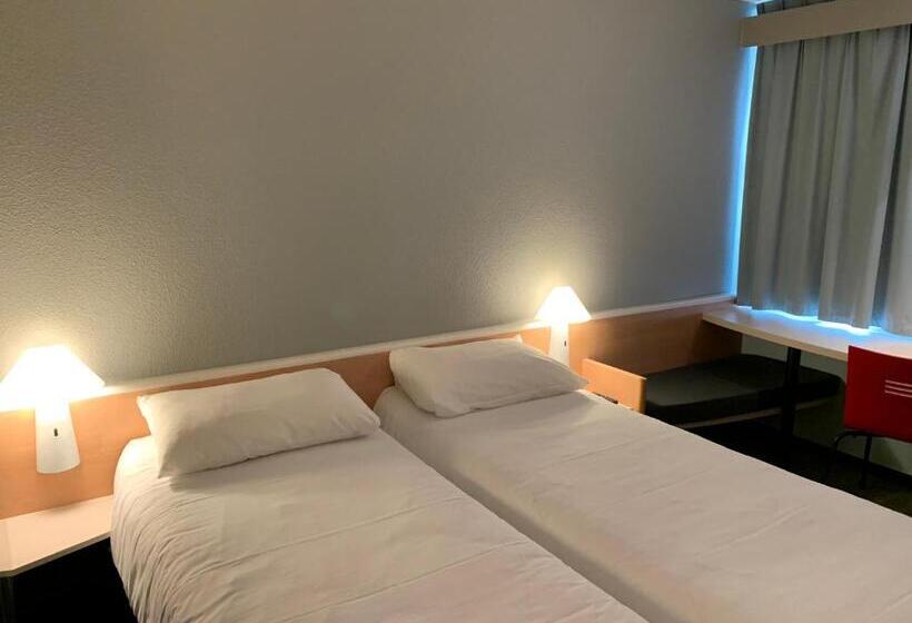 Номер Стандарт, Ibis Auray