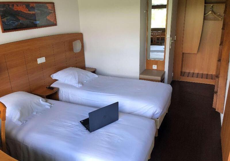 غرفة قياسية ثلاثية, Kyriad Reims Est Parc Expositions