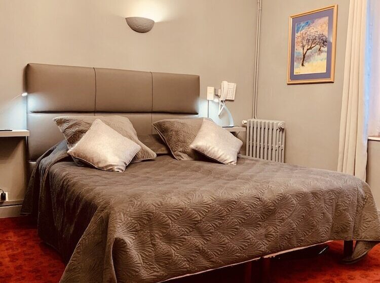 غرفة سوبيريور, Le Pre Catelan