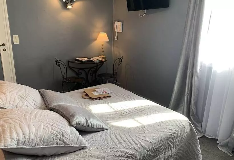 اتاق استاندارد یک نفره, Le Pre Catelan