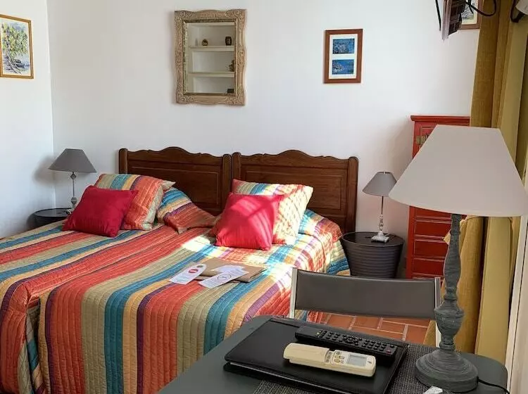 اتاق کلاسیک, Le Pre Catelan