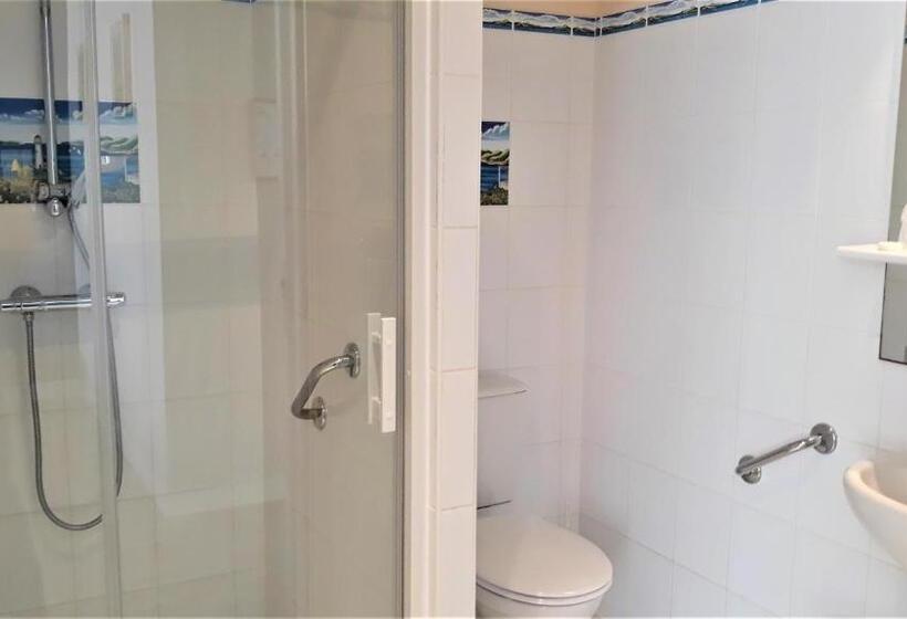 Номер Superior, Le Reynita