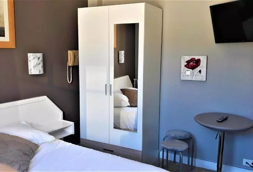 Standard-huone, Le Reynita