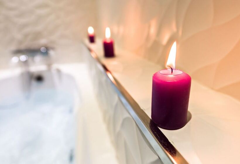 اتاق لوکس, Jardins De Montmartre