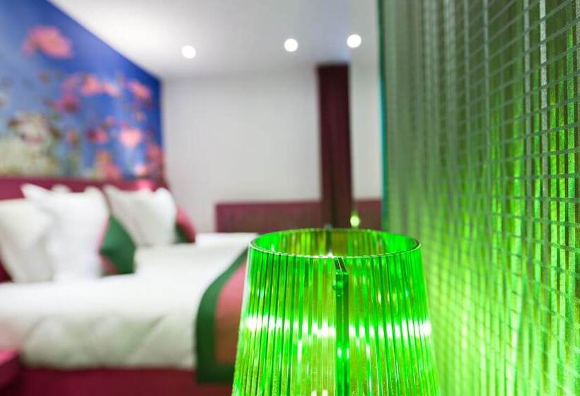 اتاق لوکس, Jardins De Montmartre