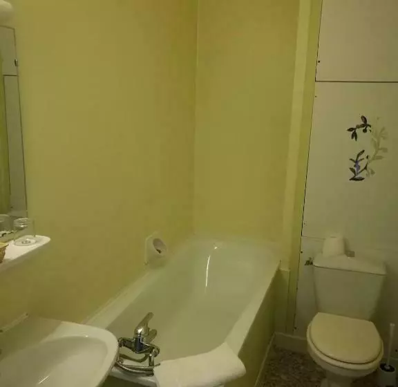 Standart Oda, Lys Hôtel