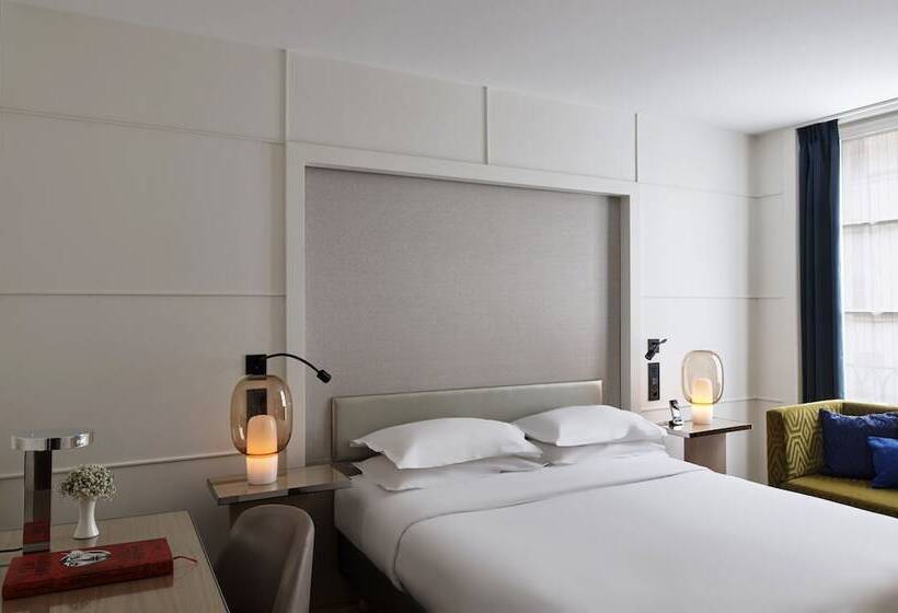 クラシックルーム, Opera Richepanse