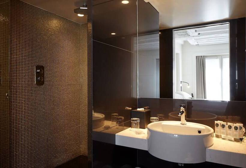 クラシックルーム, Opera Richepanse