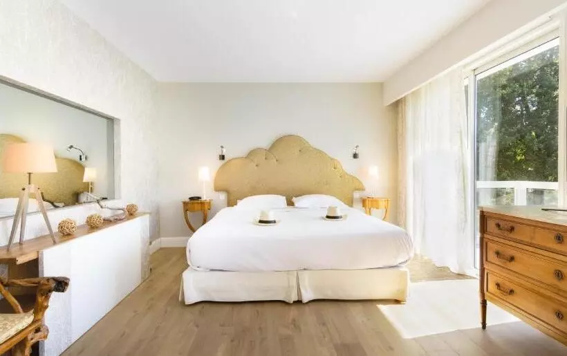 اتاق لوکس, La Reserve Albi Hôtel Restaurant