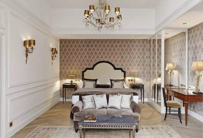 Chambre Deluxe, Relais Christine