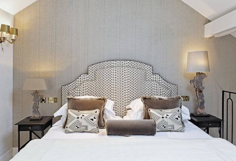 デュプレックスのジュニアスイート, Relais Christine