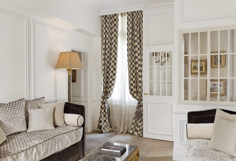 スイート, Relais Christine