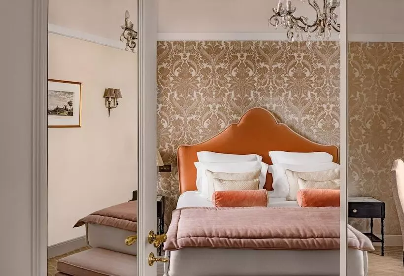 Chambre Supérieure, Relais Christine