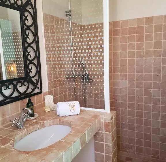 اتاق استاندارد, Hôtel La Villa Sainte Valérie Adults Only