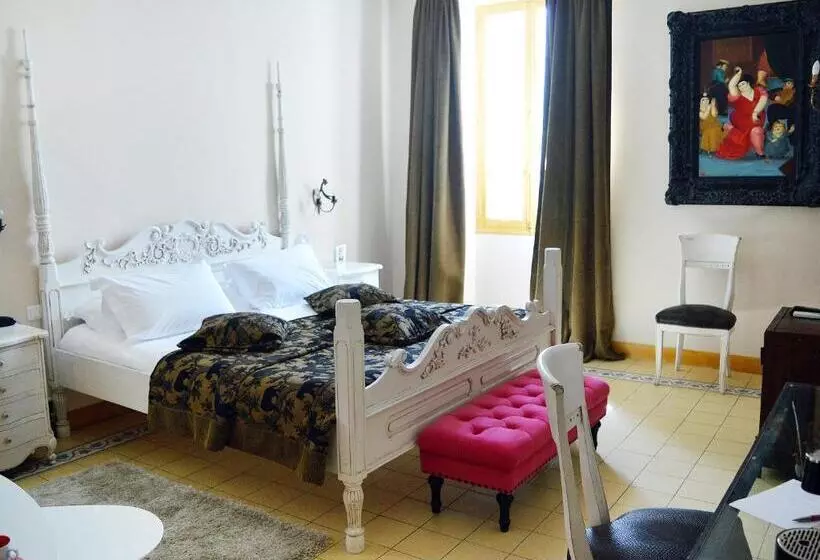 اتاق اجرایی, Hôtel La Villa Sainte Valérie Adults Only