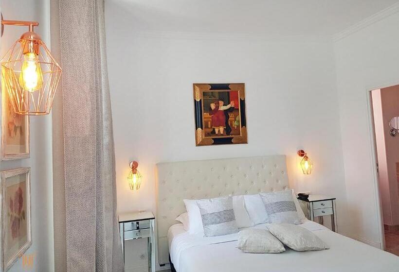 バルコニー付きスタンダードルーム, Hôtel La Villa Sainte Valérie Adults Only