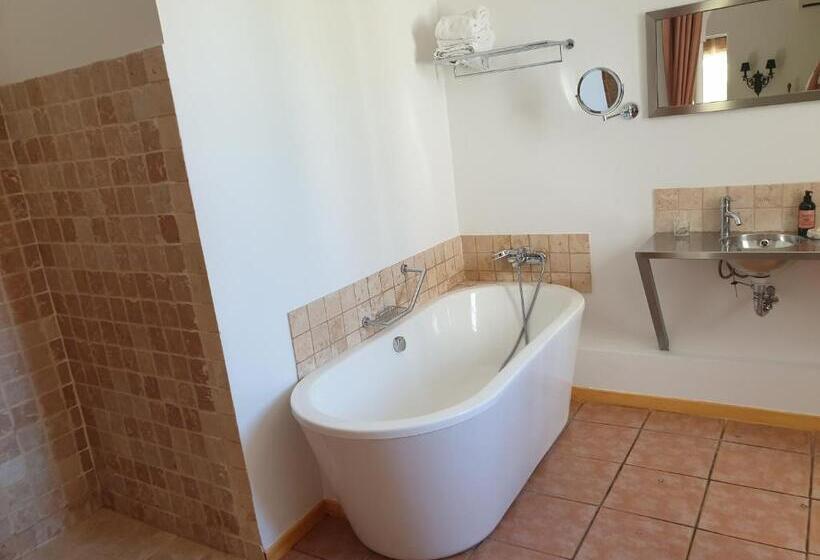 Люкс с Террасой, Hôtel La Villa Sainte Valérie Adults Only