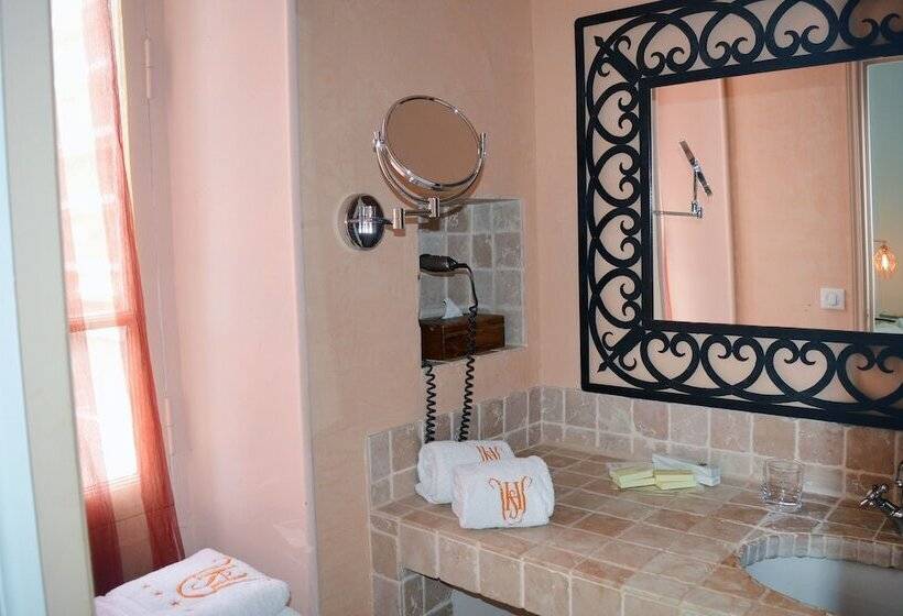 Номер Superior с Балконом, Hôtel La Villa Sainte Valérie Adults Only