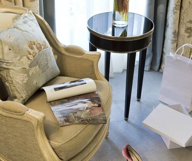 クラシックルーム, San Regis