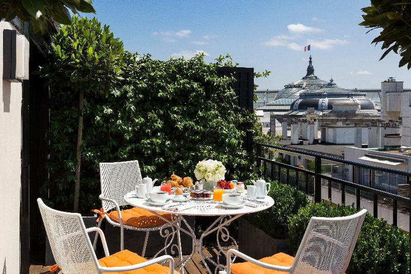 テラス付きジュニアスイート, San Regis