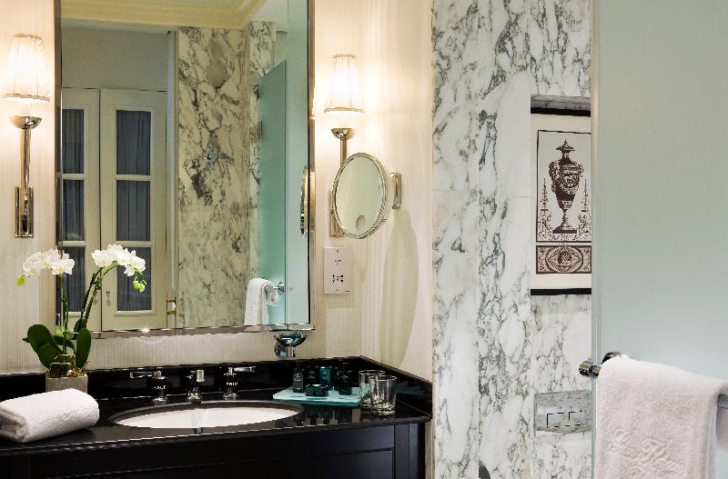 ジュニアスイート, San Regis