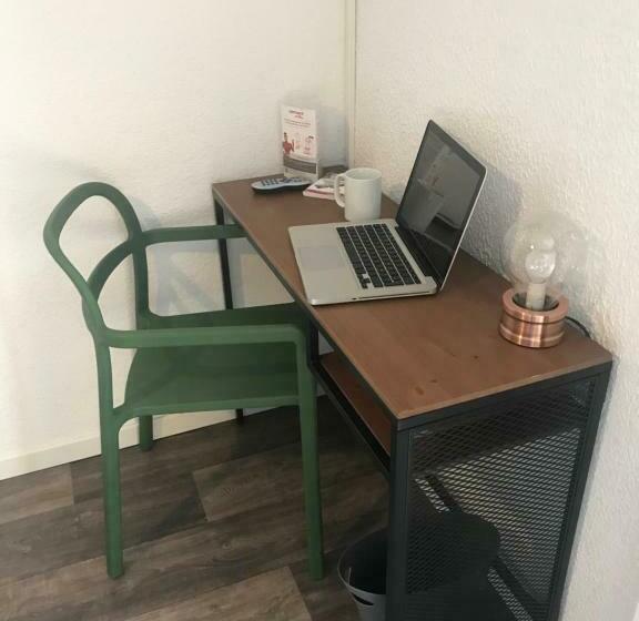 חדר סטנדרט, Tourhôtel