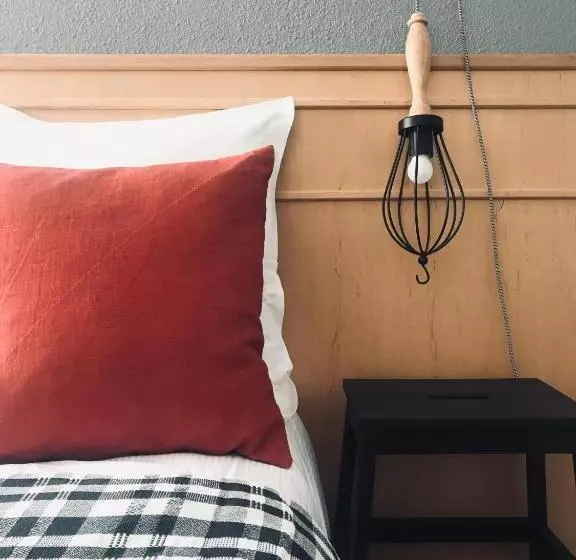 Standard Kolmen Hengen Huone, Tourhôtel