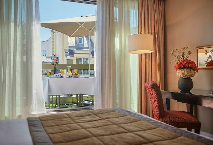 テラス付きデラックスルーム, Warwick Paris