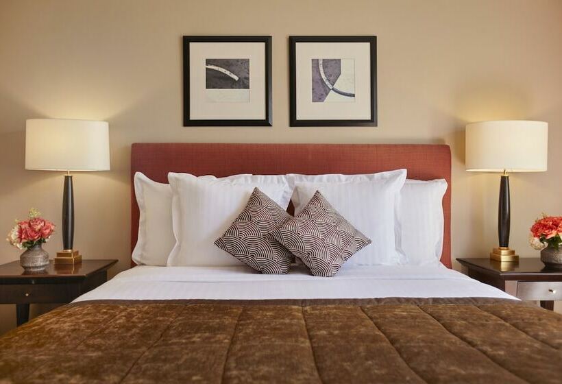 テラス付きデラックスルーム, Warwick Paris