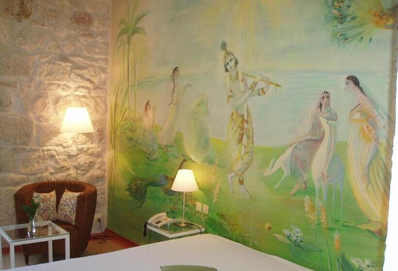 Номер Superior Вид на Сад, Le Windsor, Jungle Art