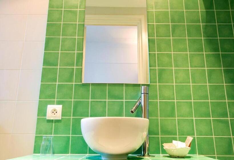 スタンダードトリプルルーム, Le Windsor, Jungle Art