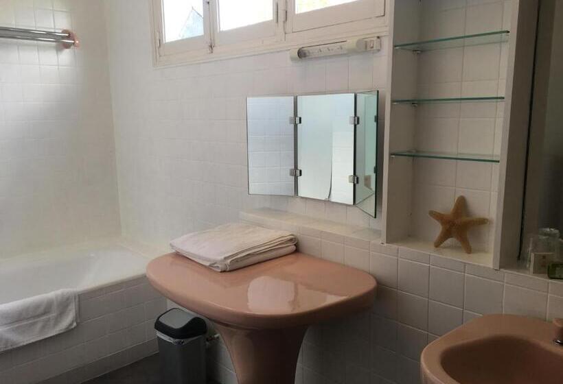 标准三人间, La Verte Campagne   50660 Trelly