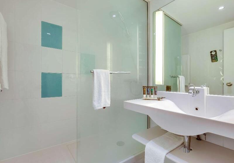 Номер Классика Двуспальная Кровать, Novotel Atria Nimes Centre